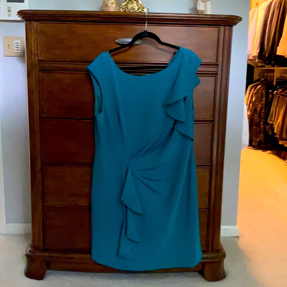 Lovely Adrianna Papell cocktail dress.